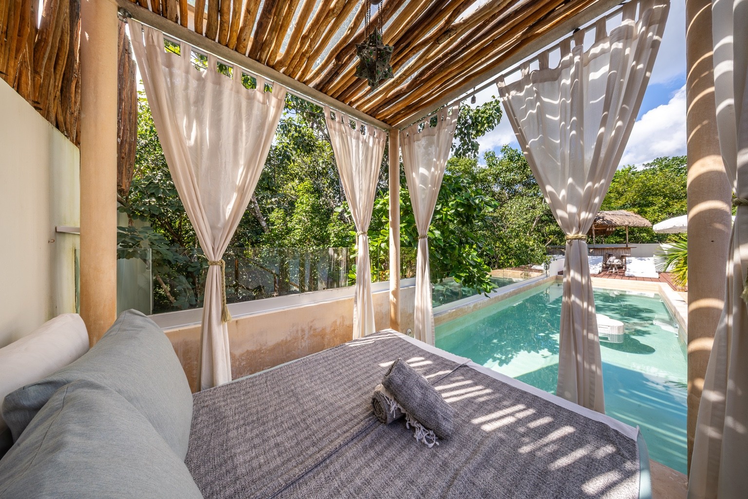 Poolside cabana at Villa Elements